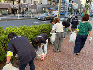 Cleanup in the vicinity of Head Office
